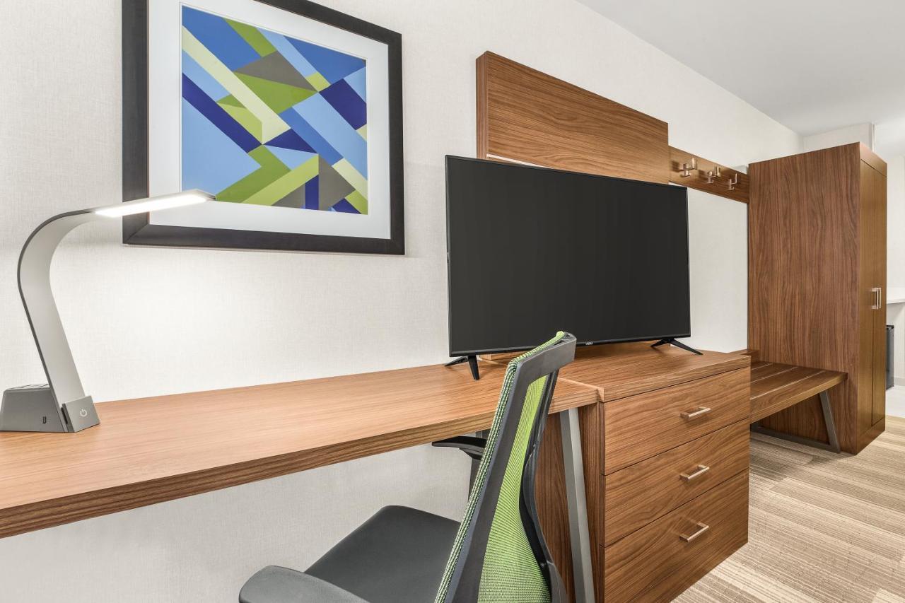 Holiday Inn Express & Suites Tacoma By Ihg Экстерьер фото