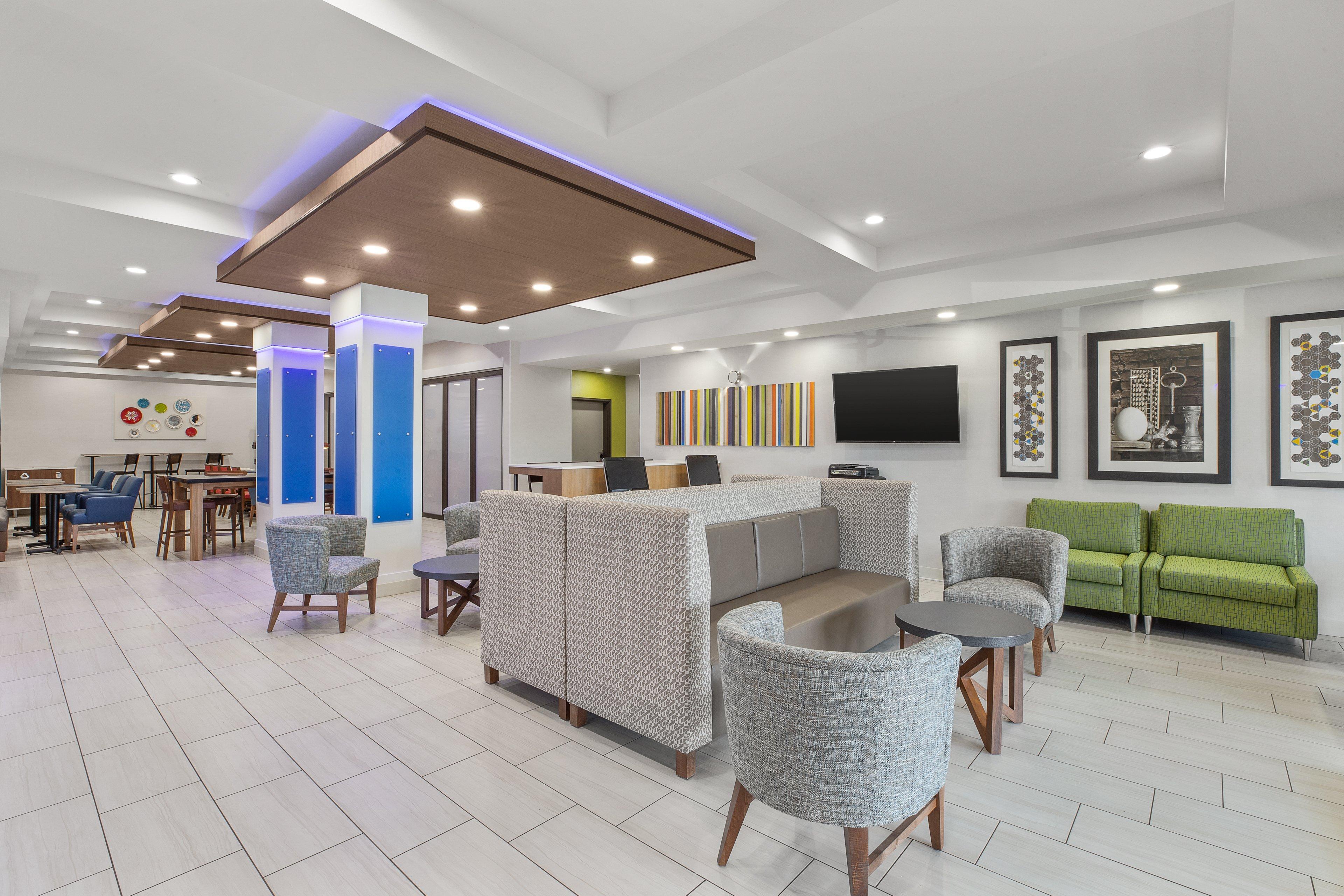 Holiday Inn Express & Suites Tacoma By Ihg Экстерьер фото
