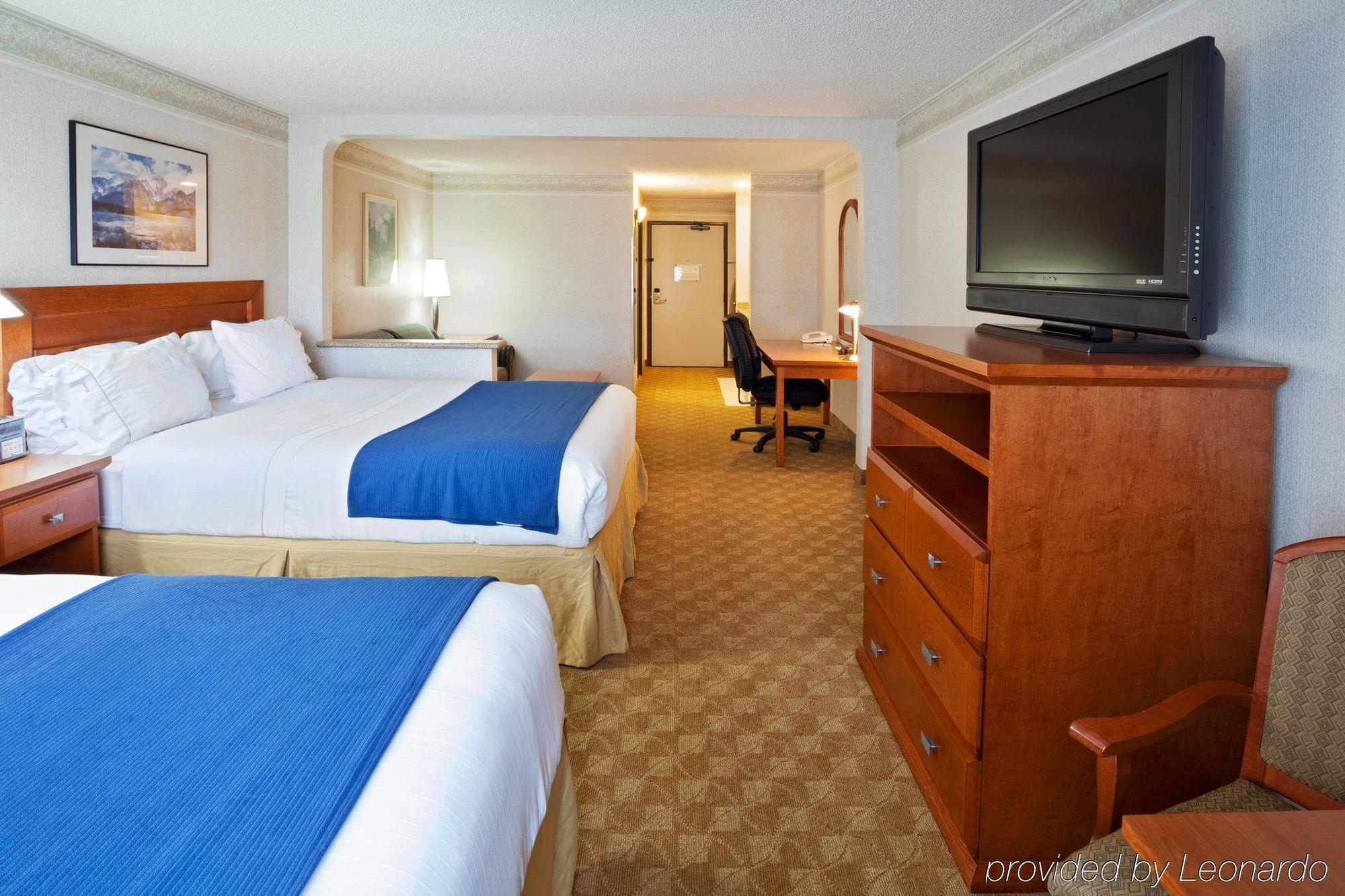 Holiday Inn Express & Suites Tacoma By Ihg Экстерьер фото
