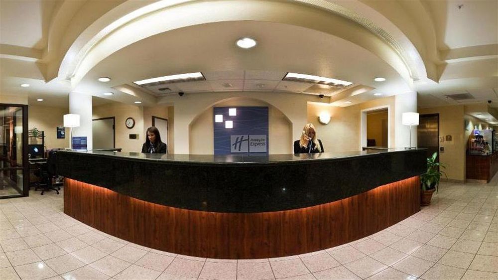 Holiday Inn Express & Suites Tacoma By Ihg Экстерьер фото
